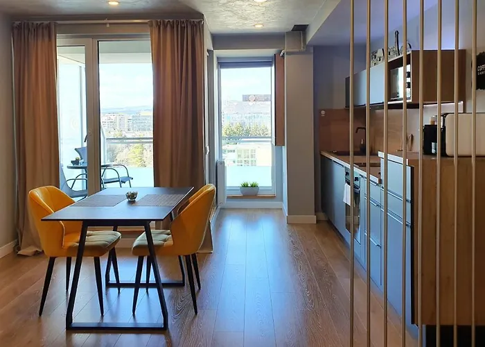 Eriss - Ozone Building Apartmán