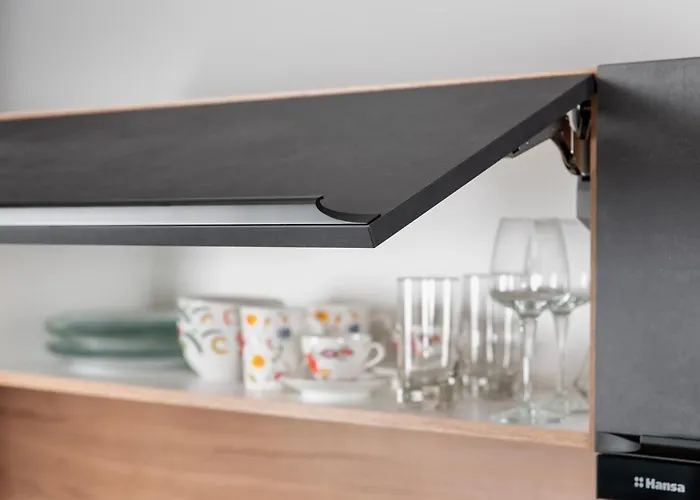 Eriss - Ozone Building *